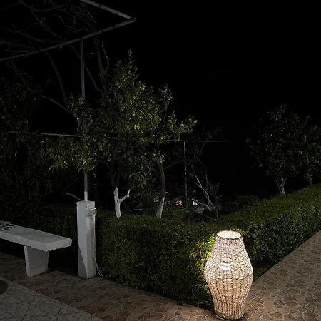 ホテル Lida'S House Lukovë エクステリア 写真
