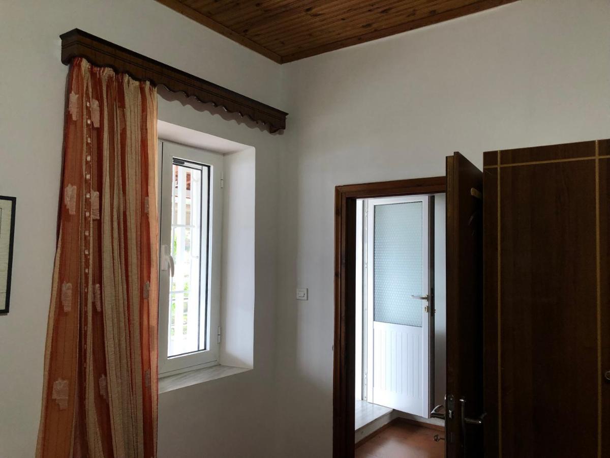ホテル Lida'S House Lukovë エクステリア 写真