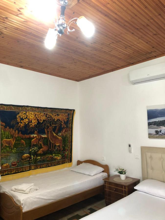 ホテル Lida'S House Lukovë エクステリア 写真