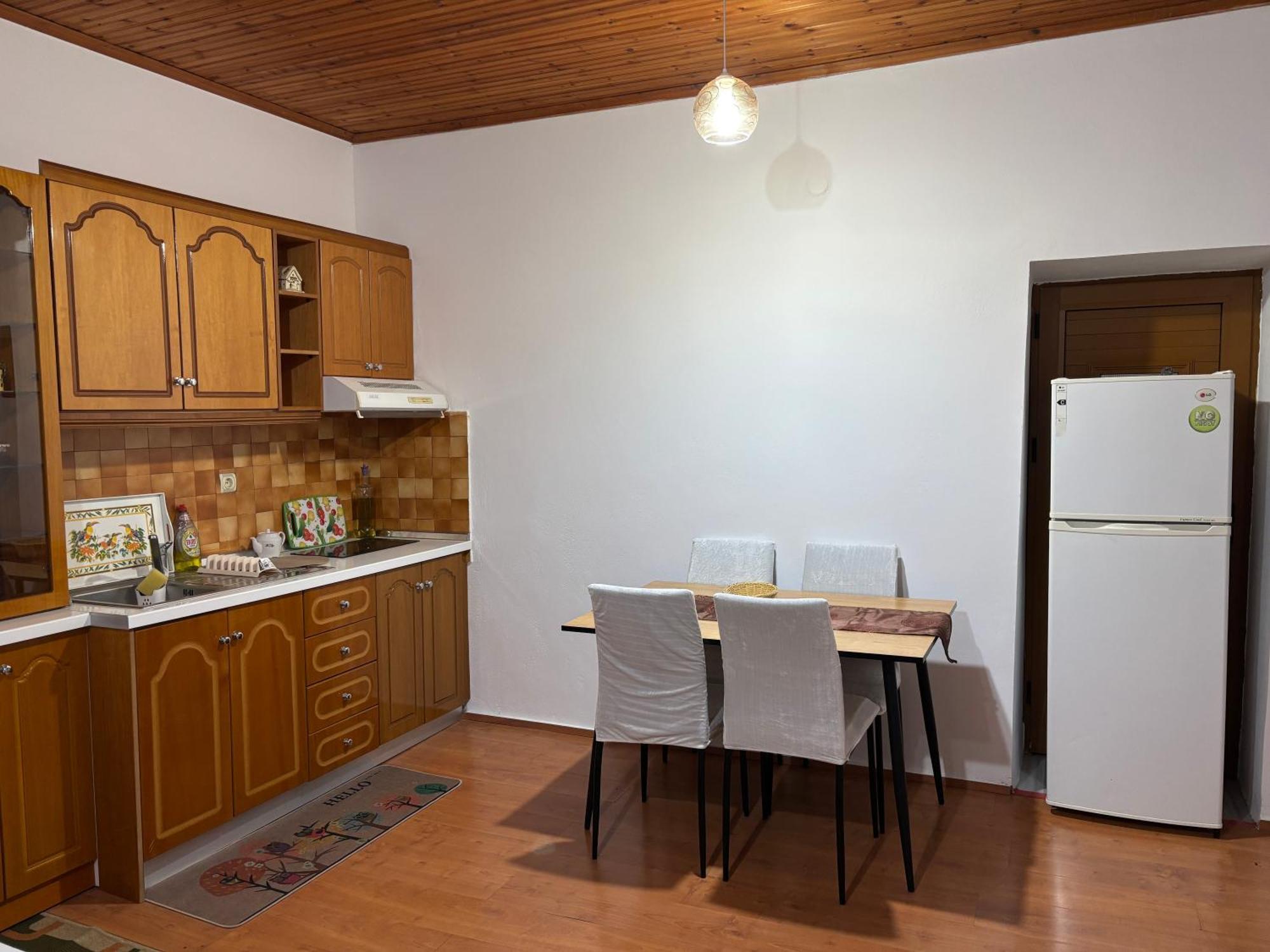 ホテル Lida'S House Lukovë エクステリア 写真